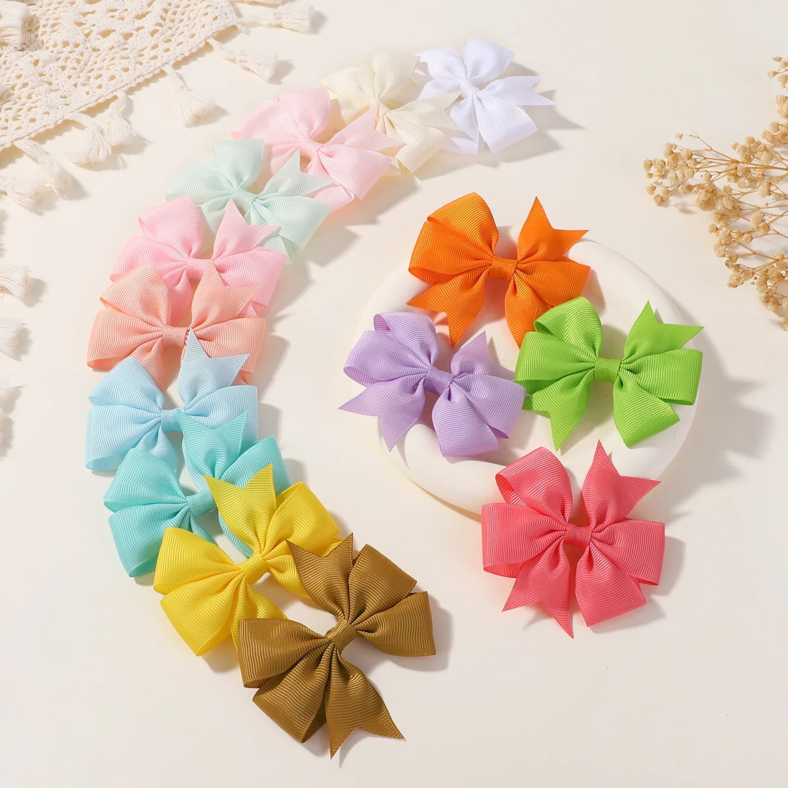 Random Color Bow Hair Clips for Baby Girls